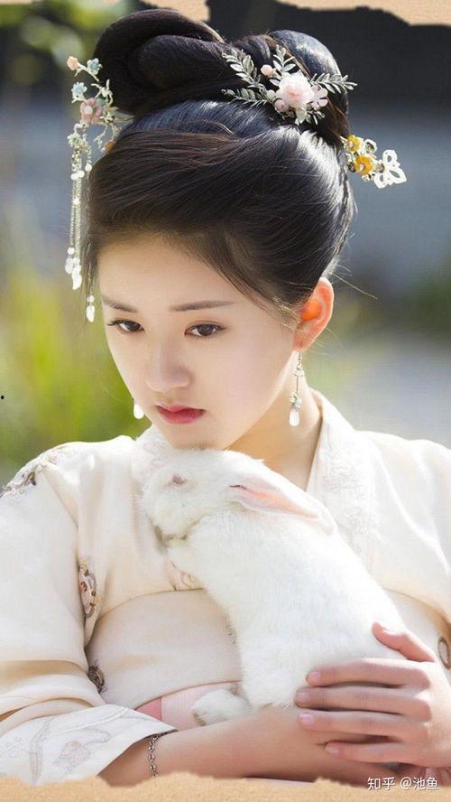 李沁爆料赵露思视频,视频曝光惊人内幕  第2张